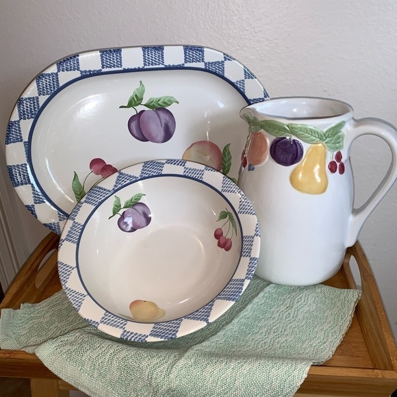 Pfaltzgraff Bowl, Hopscotch blue gingham with fruit pattern farmhouse country - Picture 4 of 9